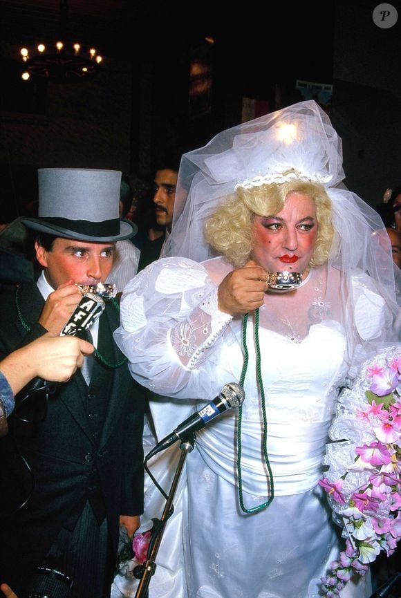 Archives - Mariage Coluche-Le Luron

Coluche, Thierry Le Luron - portrait