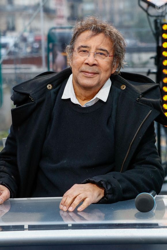 Laurent Voulzy - Emission "Notre-Dame la réouverture" sur France 2 pour la cérémonie de réouverture de la cathédrale Notre-Dame de Paris
© Christophe Clovis / Cyril Moreau / Bestimage