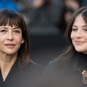 Juliette Lemley et Sophie Marceau assistent au défilé Schiaparelli Haute Couture Week Spring/Summer 2026 dans le cadre de la semaine de la mode à Paris le 26 janvier 2026 à Paris, France . Photo LounisPhotography/Abaca