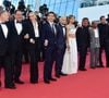 À 49 ans, Charlize Theron s’est confiée dans le podcast "Call Her Daddy" sur une récente aventure d’un soir qui l’a profondément marquée.
Jared Harris, Jean Reno, Charlize Theron (bijoux Cartier), Javier Bardem, Hopper Jack Penn, Adèle Exarchopoulos, Sean Penn, Zubin Cooper, Matt Palmieri - Montée des marches du film "The Last Face" lors du 69ème Festival International du Film de Cannes. © Giancarlo Gorassini/Bestimage