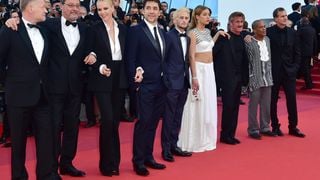 Cette célèbre actrice n’a pas froid aux yeux et raconte les dessous de son aventure d’un soir "incroyable" avec un homme de 26 ans de moins qu’elle