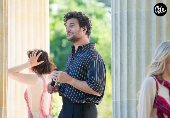 Exclusif - Amir lors de l'enregistrement de l'émission "Versailles en fêtes" diffusée le 5 septembre 2026 sur France 2, à Versailles, France, le 6 juillet 2026. © Guebey-Tribeca/Bestimage