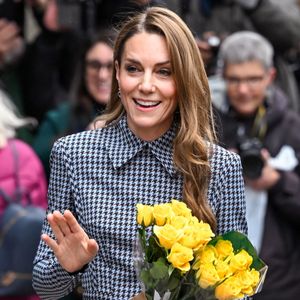 Londres, ROYAUME-UNI Catherine, princesse de Galles, part en visite à Anna Freud, une organisation caritative pour la santé mentale des enfants dont elle est la marraine.

Sur la photo : Catherine, princesse de Galles, Kate Middleton

 Zak Hussein / BACKGRID