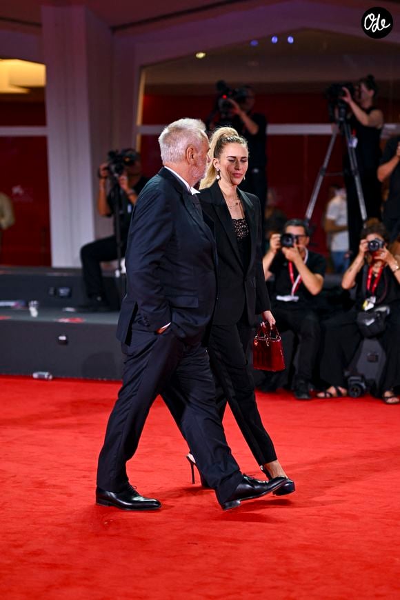 Luc Besson et Sarah Saldmann à la première de 'Father Joe' lors du 83ème Festival International du Film de Venise (Mostra), à Venise, Italie, le 6 septembre 2026. © Pierre Perusseau/Bestimage