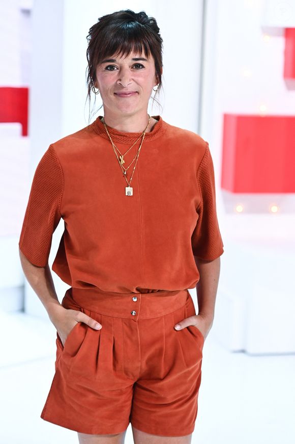 Exclusif - Beatrice De La Boulaye - Enregistrement de l'émission "Vivement Dimanche" au Studio Gabriel, présentée par M.Drucker et diffusée le 25 septembre sur France 3
© Guillaume Gaffiot / Bestimage