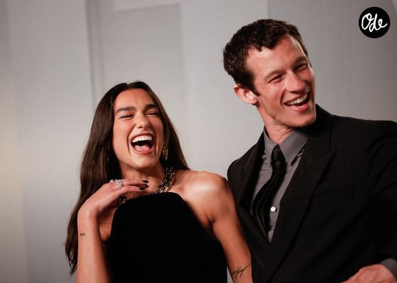 Dua Lipa et Callum Turner se sont offert une parenthèse enchantée en Toscane (Italie), dans un hôtel ultra luxueux perché au sommet d'une falaise : Il Pellicano

Los Angeles, Dua Lipa et Callum Turner assistent à la 31ème soirée annuelle des Oscars de Vanity Fair organisée par Mark Guiducci au Los Angeles County Museum of Art (LACMA) à Los Angeles le 15 mars 2026.
Crédit : Backgrid USA / Bestimage