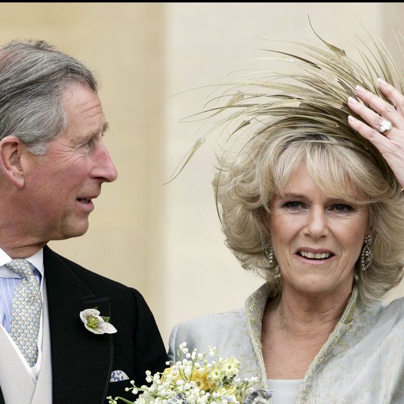 Charles et Camilla ne seront pas à Londres

Mariage de Charles et Camilla en avril 2005 GOFF INF / BESTIMAGE