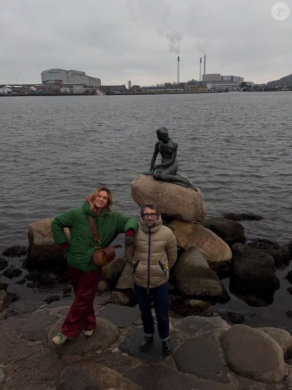 Tess, la fille de Marine Vignes, part vivre à Copenhague. Photos des au revoir avec toute la famille.