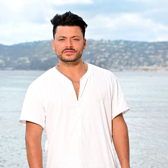 Los Angeles, ville dans laquelle se trouve Kev Adams, est actuellement confrontée à une série d'incendies dévastateurs

Exclusif - Kev Adams - Backstage et rendez-vous  jour 2 - Enregistrement de l'émission "L'humour à la plage" pour le 1er festival de Juan les Pins à la pinède Gould.