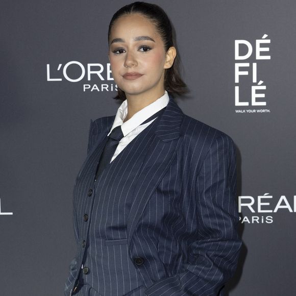 Léna Situations (Léna Mahfouf) au photocall du défilé  "Walk Your Worth" de L'Oréal devant l'Opéra Garnier lors de la fashion week PAP femme printemps/été 2025 à Paris le 23 septembre 2024. © Olivier Borde / Bestimage