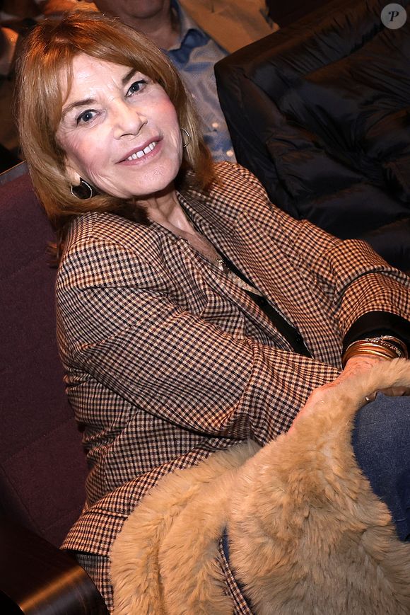 Exclusif - Nicole Calfan lors de la deuxième édition du Ciné-concert Symphonique "Alain Delon le dernier Samourai" au Palais des Congrès à Paris, France, le 6 décembre 2025. © Cédric Perrin/Bestimage