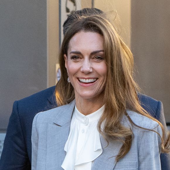Kate Middleton a fait une apparition très remarquée.

La princesse de Galles (Catherine (Kate) Middleton, princesse de Galles) quitte le Sommet sur l'avenir de la main-d'œuvre, organisé par la Royal Foundation.Business Taskforce for Early Childhood à la Salesforce Tower dans la City de Londres, Royaume-Uni. Photo © Thomas Krych/ZUMA Press Wire/Bestimage
