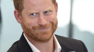 Des propos qui n'ont pas de sens... Après sa visite à Charles III, un détail du comportement du prince Harry interpelle