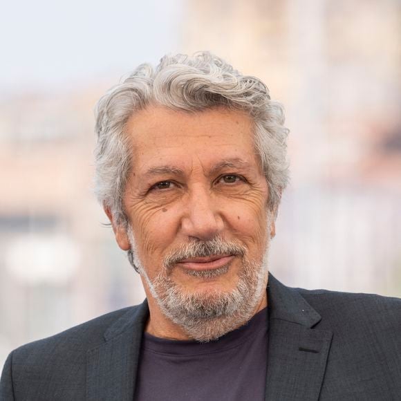 Alain Chabat au photocall de "Le Petit Nicolas - Qu'est ce qu'on attend pour être heureux)" lors du 75ème Festival International du Film de Cannes, le 21 mai 2022. © Cyril Moreau/Bestimage