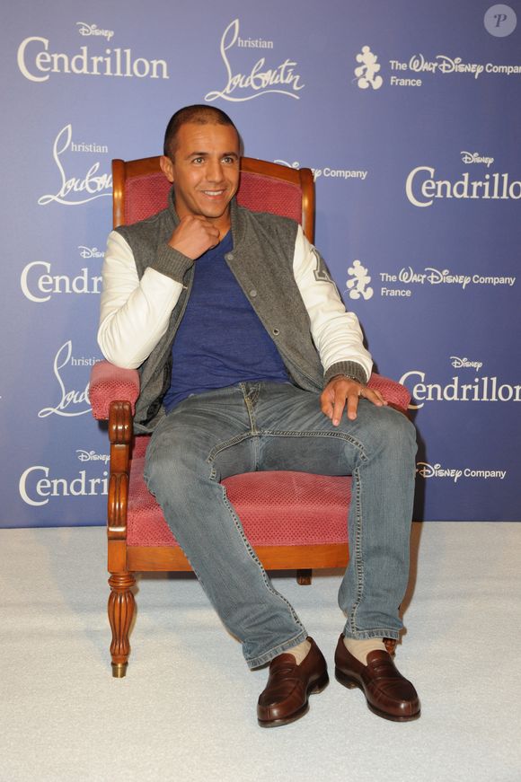 Faudel  - Avant-premiere de Cendrillon au Grand Rex et la laureate d'un concours dont le pied correspondra parfaitement au soulier concu par Christian Louboutin sera devoilee Paris le 25 septembre 2012. © AGENCE / BESTIMAGE
