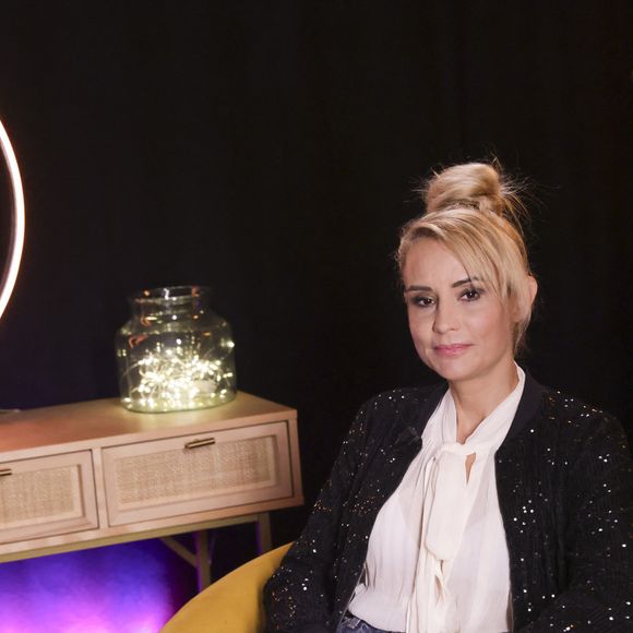 Élodie Gossuin se confie dans EN PRIVÉ AVEC, au sein des locaux de Webedia