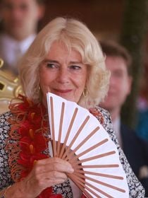 Camilla fait ses courses de Noël incognito dans une enseigne luxueuse : qu'a-t-elle acheté ?