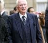Est-il entre de mauvaises mains ? C'est en tous cas ce qu'affirme Stéphane Guerlain.

Jean-Paul Guerlain fait officier de la légion d'honneur lors de la cérémonie de remise de décoration à l'Elysée. © COADIC GUIREC / BESTIMAGE