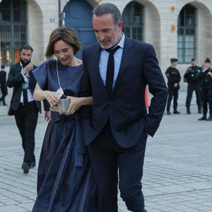 Exclusif - Jean Dujardin et sa femme Nathalie Péchalat arrivent à la cérémonie " Laureus World Sports Awards" à Paris. Backgrid USA / Bestimage