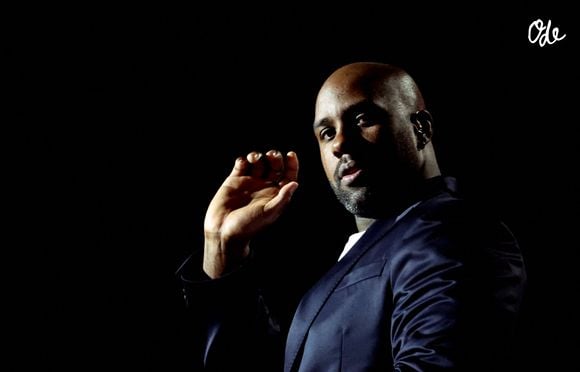 Teddy Riner sur la scène du "Gala des pièces jaunes, le concert événement" à La Défense Arena à Nanterre le 23 janvier 2025.
© Jacovides / Moreau / Bestimage