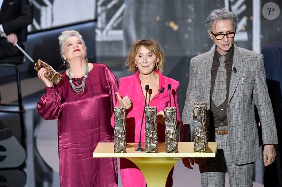 Un César spécial pour la troupe du Splendid, Josiane Balasko,Thierry Lhermitte, Marie-Anne Chazel, sur scène lors de la 46ème cérémonie des César à l'Olympia à Paris le 12 mars 2021. ©   Pierre Villard/ Pool / Bestimage