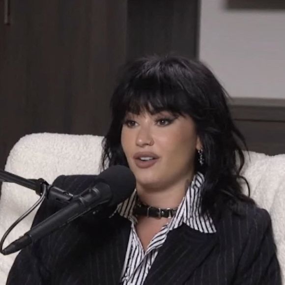 Demi Lovato se confie sur ses addictions dans un entretien pour le podcast "Call Her Daddy", à Los Angeles, Californie, Etats-Unis, le 24 août 2022. @Backgrid UK/ Bestimage