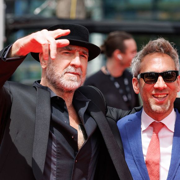 Eric Cantona, David Tryhorn - Montée des marches du film " Soudain " lors du 79ème Festival International du Film de Cannes, le 15 mai 2026. © Jacovides-Moreau / Bestimage
|J/M - Montée des marches du film " Soudain " lors du 79ème Festival International du Film de Cannes