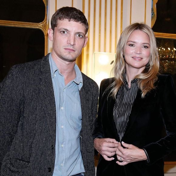 L'ancienne animatrice de M6 s'est confiée au sujet de leur couple auprès de "Fémina"

Virginie Efira, avec son compagnon Niels Schneider reçoit le French Cinema Award lors d'une cérémonie au ministère de La Culture à Paris le 12 janvier 2023.
© Jonathan Rebboah / Panoramic / Bestimage
