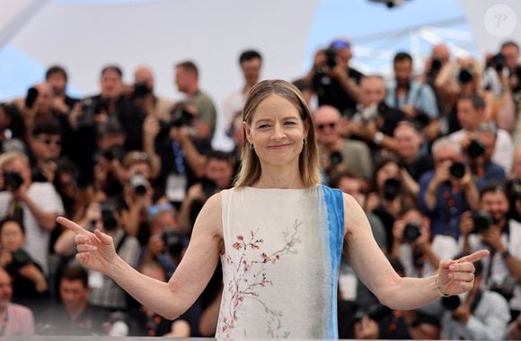 Jodie Foster a ouvertement évoqué son amour pour le pays.

Jodie Foster au photocall du film "Vie Privée" lors du 78ème Festival International du Film de Cannes, au Palais des Festivals à Cannes, France, le 21 mai 2025. © Jacovides-Moreau/Bestimage