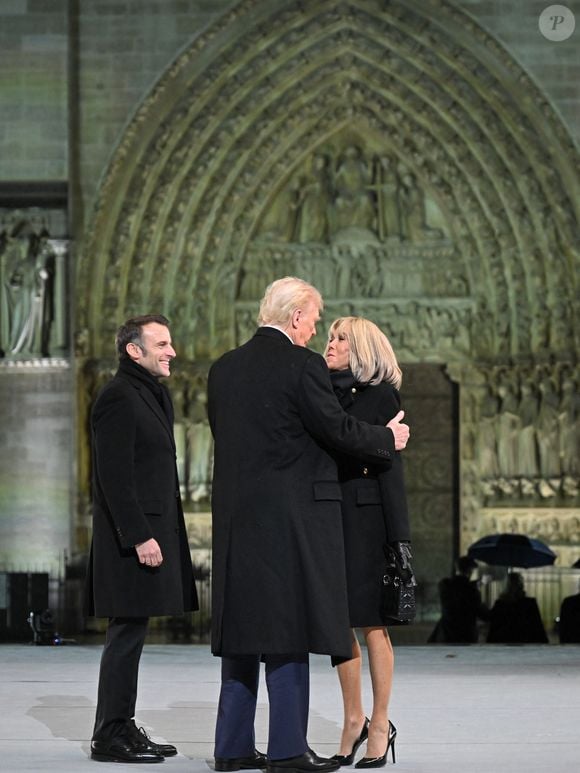 (L to R) French President, Emmanuel Macron, US President Elect, Donald Trump and Brigitte Macron attend the welcome ceremony at official reopening ceremony of Notre-Dame Cathedral in Paris, France on December 7, 2024, after more than five-years of reconstruction work following the April 2019 fire. © Eliot Blondet/Pool/Bestimage