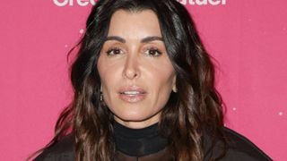 Jenifer fait sensation aux Têtu Awards dans un look minimaliste du plus grand effet !