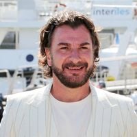 Michaël Youn : Une de ses célèbres ex est mariée à un des acteurs hollywoodiens les plus connus au monde !