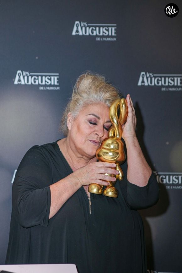 Aujourd’hui, elle assume peser 162 kilos et dénonce les régimes qui ont mis sa santé en danger.

Marianne James - Deuxième édition de la cérémonie des "Auguste de l'Humour" dans la salle Nouveau Siècle à Lille le 2 février 2026. © Stéphane Vansteenkiste/Bestimage