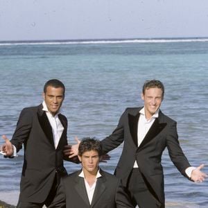 Archives - Dans les caraibes, à Saint-Barthélemy, le groupe 2BE3, Adel Kachermi, Filip Nikolic et Frank Delay le 12 mars 1998.  
Crédit : Michel MARIZY via Bestimage