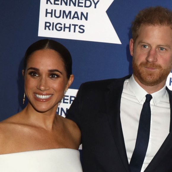 Le prince Harry et Meghan Markle lors du photocall de la soirée caritative Robert F. Kennedy Human Rights à New York le 6 décembre 2022. Backgrid USA / Bestimage