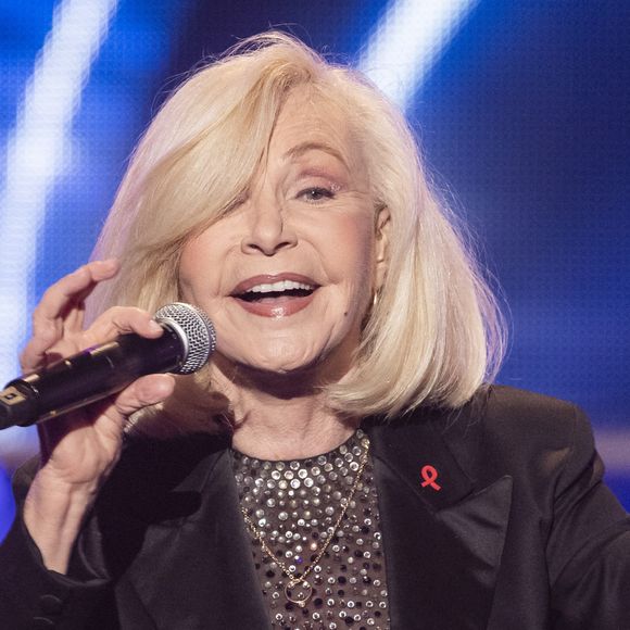 Michèle Torr lors de l'enregistrement de l'émission "Les stars chantent pour le Sidaction - 40 ans de chansons de Céline Dion" au Palais des Sports à Paris, le 16 mars 2022.

© Cyril Moreau-Coadic Guirec / Bestimage