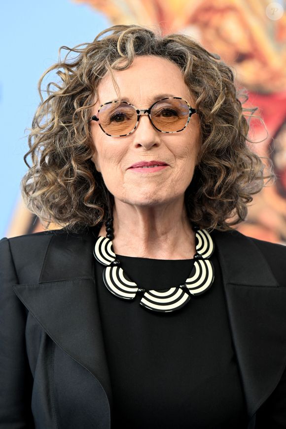 Mireille Dumas durant la cérémonie de clôture de la 64ème édition du Festival de télévision de Monte-Carlo au Grimaldi forum à Monaco, le 17 juin 2025. © Bruno Bebert / Bestimage