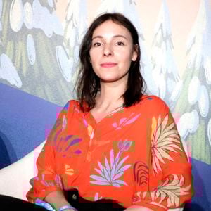 Lolita Séchan a dirigé l'oeuvre

Lolita Sechan ( Fille du chanteur Renaud Sechan ) au Festival du livre de Paris 2024 - Festival du livre de Paris 2024 le 13 avril 2024. © Cedric Perrin / Bestimage