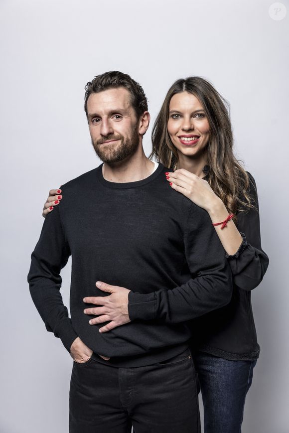 Exclusif - Studio - Pablo Mira et sa femme Lisa Brunet - Enregistrement de l'émission "La chanson secrète", présentée par N.Aliagas et diffusée le 1er décembre sur TF1 © Guillaume Gaffiot-Cyril Moreau / Bestimage