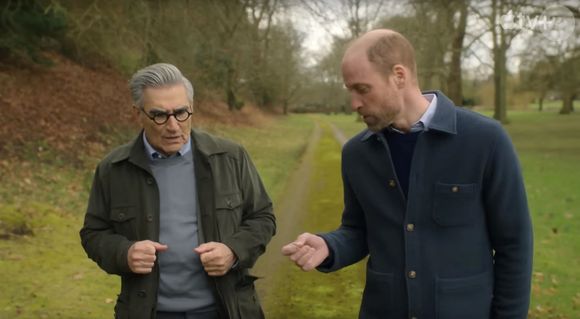 Il apparaît dans un épisode de la série Apple TV+ "The Reluctant Traveler"

Le prince William avec Eugene Levy, de Schitt Creek dans un prochain épisode de la série Apple TV+ d'Eugene Levy, The Reluctant Traveler, intitulé Living the Royal Life in the UK.  Photo Backgrid UK/ Bestimage