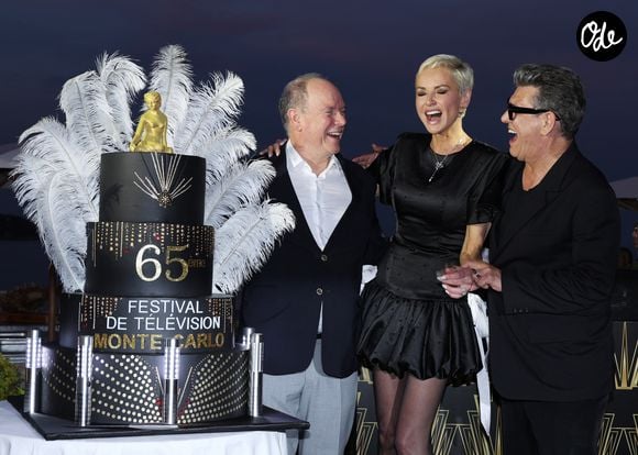 Le prince Albert II de Monaco, Adriana Karembeu et son compagnon Marc Lavoine lors de la soirée du 65e anniversaire du Festival de télévision de Monte-Carlo au Monte-Carlo Bay, le 15 juin 2026.

© Denis Guignebourg / Bestimage