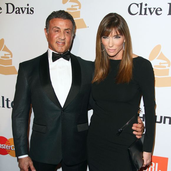 Sylvester Stallone et sa femme Jennifer Flavin - Soirée de Gala Clive Davis Pre-Grammy à l'hôtel Hilton de Beverly Hills le 14 février 2016.