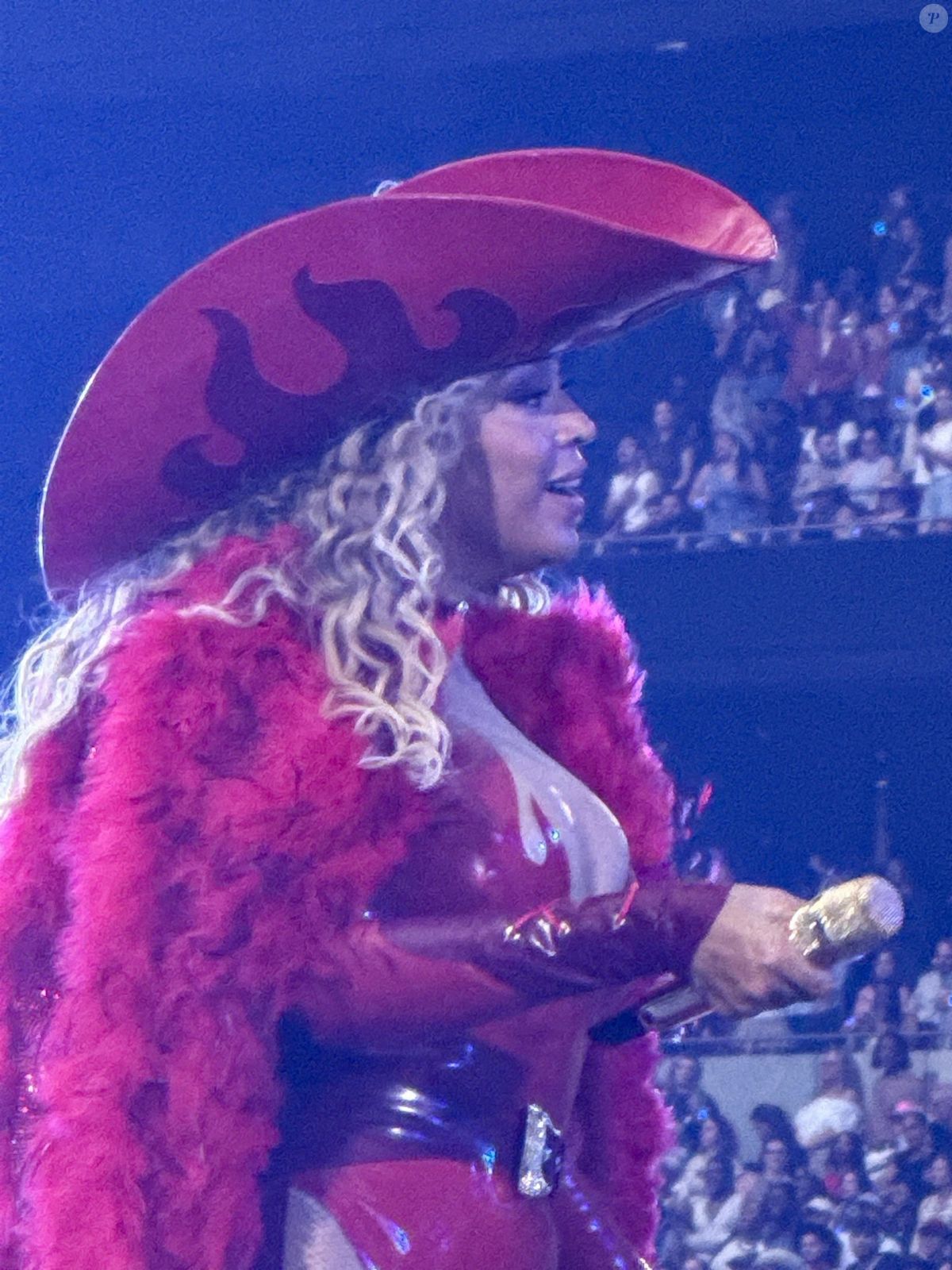 Photo : Beyoncé se produit lors du dernier concert de sa tournée Cowboy ...