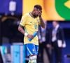 La spécialiste explique également que vivre constamment en "pilote automatique" peut favoriser l'anxiété, l'insomnie et l'épuisement émotionnel.

Neymar après la défaite du Brésil contre la Norvège lors de la Coupe du monde 2026 au Jersey Stadium de New York, le 5 juillet 2026.

© Zuma Press / Bestimage