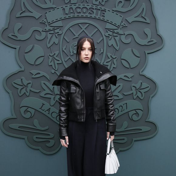 Adèle Exarchopoulos au photocall du défilé Lacoste "Collection Prêt-à-Porter Automne/Hiver 2025-2026" lors de la Fashion Week de Paris (PFW), le 9 mars 2025 © Christophe Clovis / Bestimage