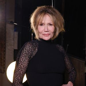 Exclusif - Clémentine Célarié lors de l'enregistrement de l'émission "Olympiascope" au théâtre Antoine, présentée par B.Montiel et diffusée le 2 mai 2025 sur Olympia TV, au théâtre Antoine à Paris, France, le 18 février 2025. © Denis Guignebourg/Bestimage