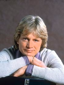 L'appartement de Claude François de retour sur le marché : après un an, le propriétaire en demande près du double !