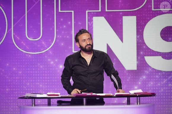 Exclusif - Cyril Hanouna, sur le plateau de  TBT9 présenté par C.Hanouna, et diffusé en direct sur W9, Paris, France, le 04 novembre 2025. © Jack Tribeca / Bestimage