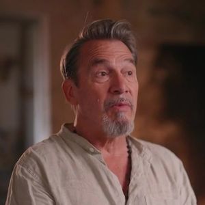 Florent Pagny, de retour avec son album "Grandeur nature", s’est confié dans "Paris Match" sur son état de santé et son quotidien après la maladie. 

Capture d'écran de l'émission "Sept à Huit".