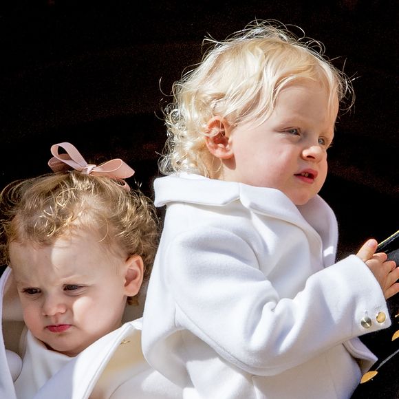La princesse Charlène de Monaco avec la princesse Gabriella, le prince Albert II de Monaco avec le prince Jacques. La Fête Nationale de Monaco, également connue sous le nom de Fête du Prince Souverain, est actuellement célébrée chaque année à Monaco le 19 novembre 2016.  Photo by Robin Utrecht/ABACAPRESS.COM
